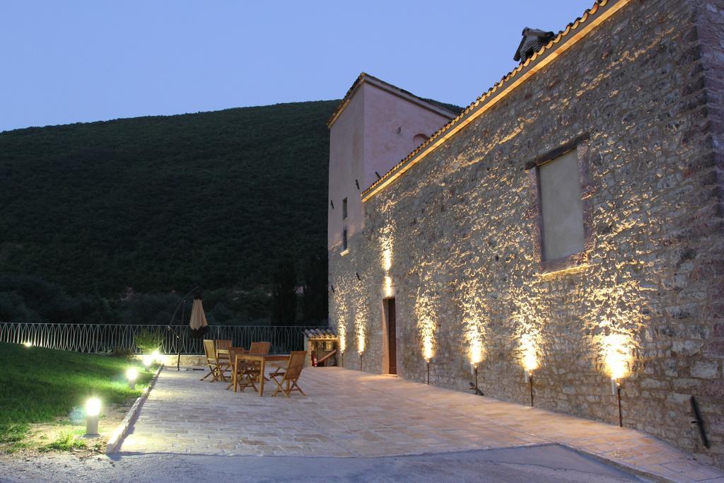 Agriturismo Casale La Palombara Cerreto di Spoleto Екстер'єр фото